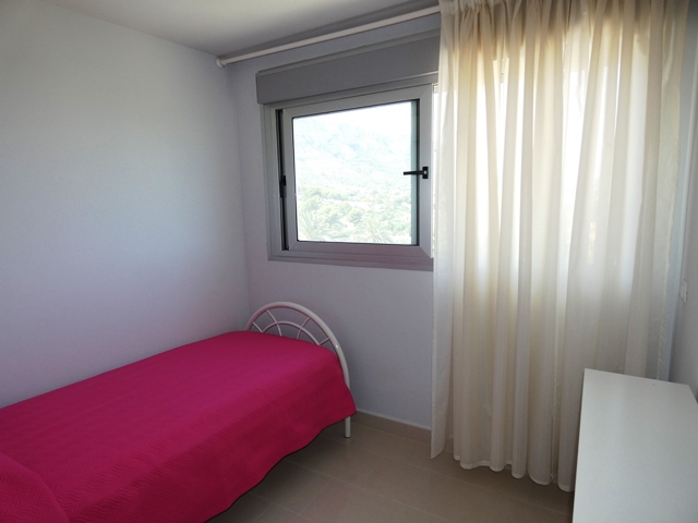 Image No.18-4 Bed Property for sale