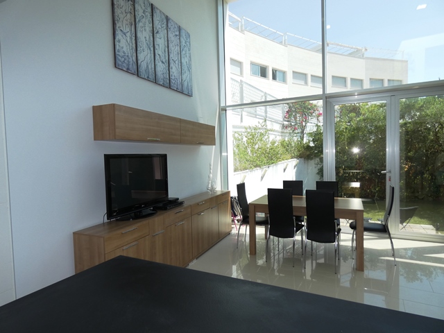 Image No.9-4 Bed Property for sale