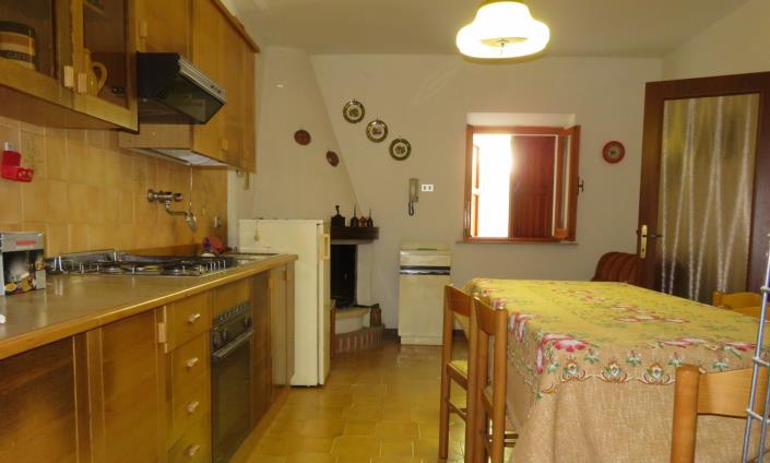 Image No.15-3 Bed House for sale