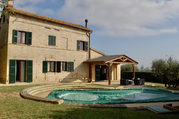 Image No.4-3 Bed Country House for sale