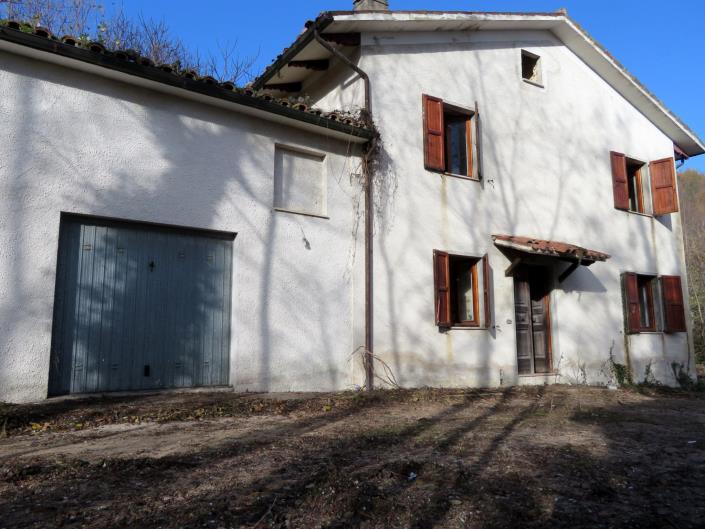 Image No.7-3 Bed Farmhouse for sale