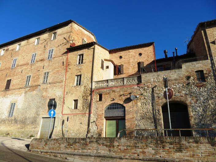 Image No.9-6 Bed Townhouse for sale