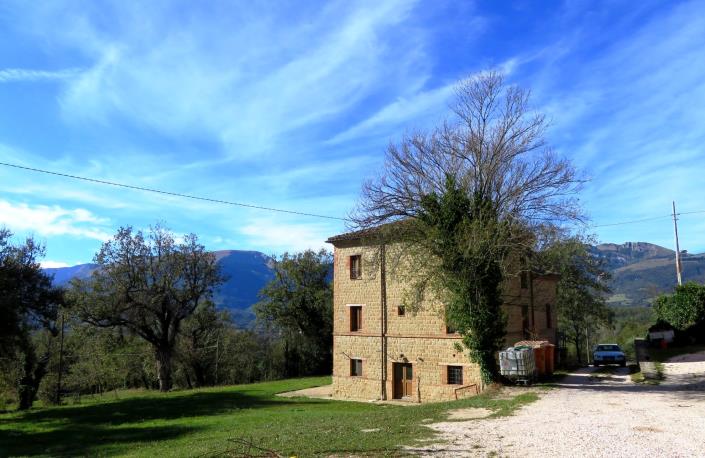 Image No.6-4 Bed Country House for sale