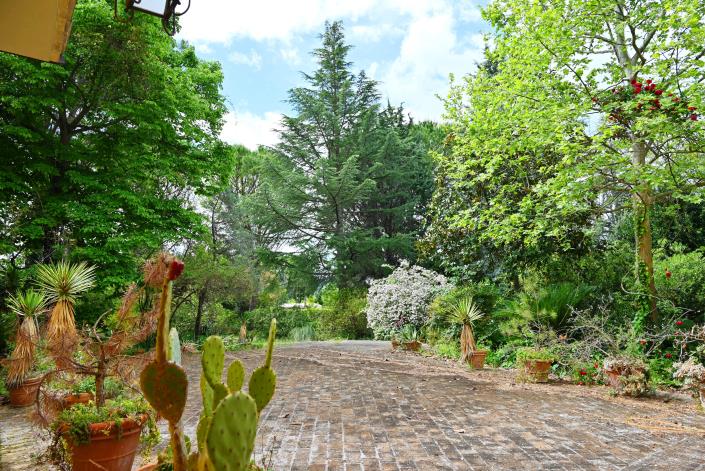 Image No.38-6 Bed Villa for sale