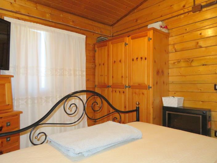 Image No.16-2 Bed Cottage for sale