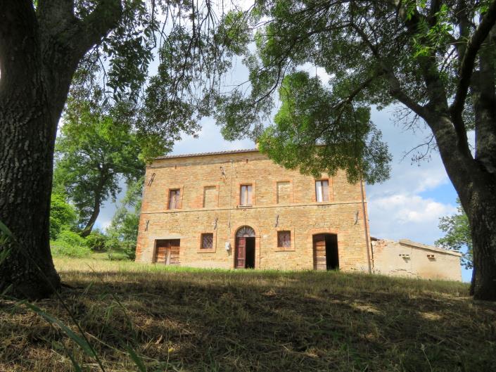 Image No.1-4 Bed Country House for sale