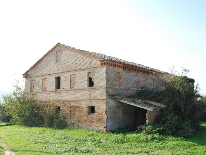 Image No.3-4 Bed Farmhouse for sale