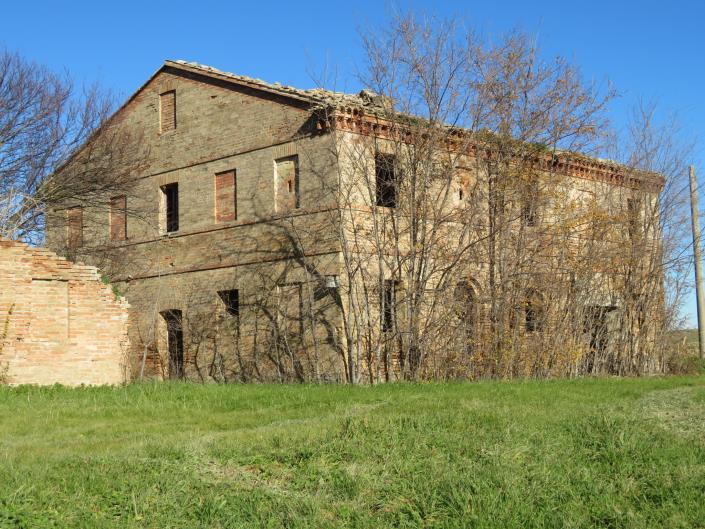 Image No.3-4 Bed Farmhouse for sale