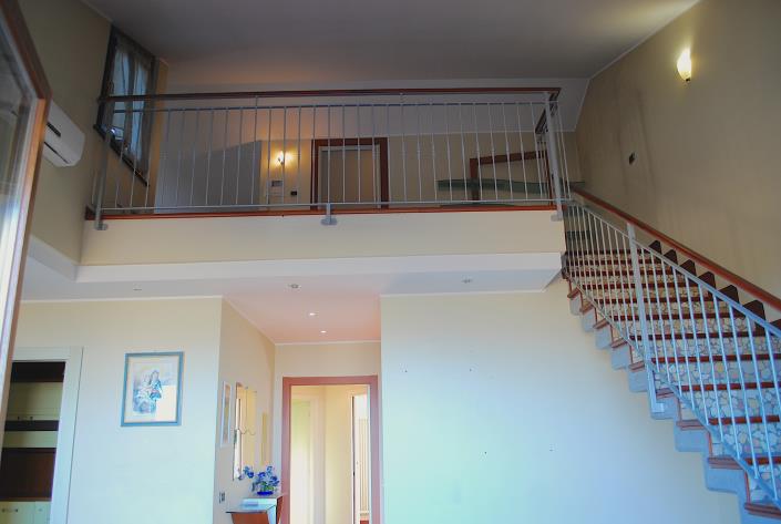 Image No.18-3 Bed Semi-Detached for sale