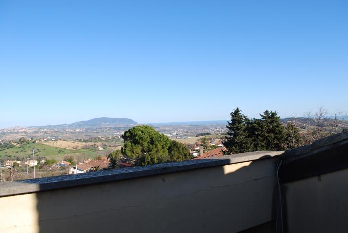 Image No.25-3 Bed Semi-Detached for sale