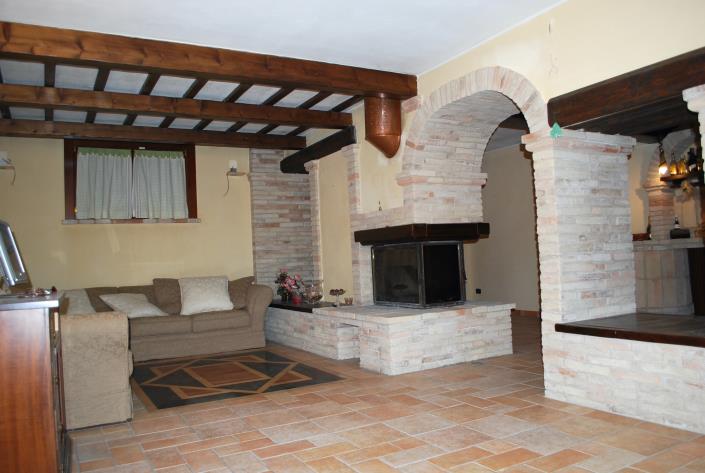 Image No.33-3 Bed Semi-Detached for sale