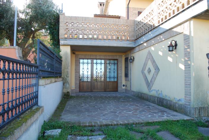 Image No.3-3 Bed Semi-Detached for sale