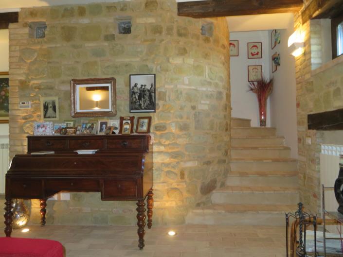 Image No.26-3 Bed Country House for sale