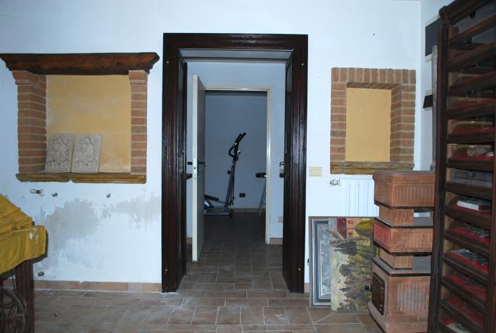 Image No.30-3 Bed House for sale