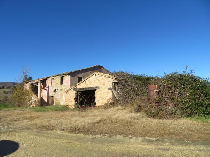 Image No.9-3 Bed Farmhouse for sale