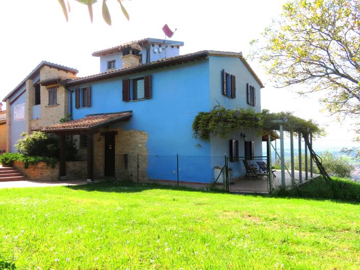 Image No.2-3 Bed Country Property for sale