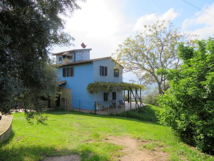 Image No.9-3 Bed Country Property for sale