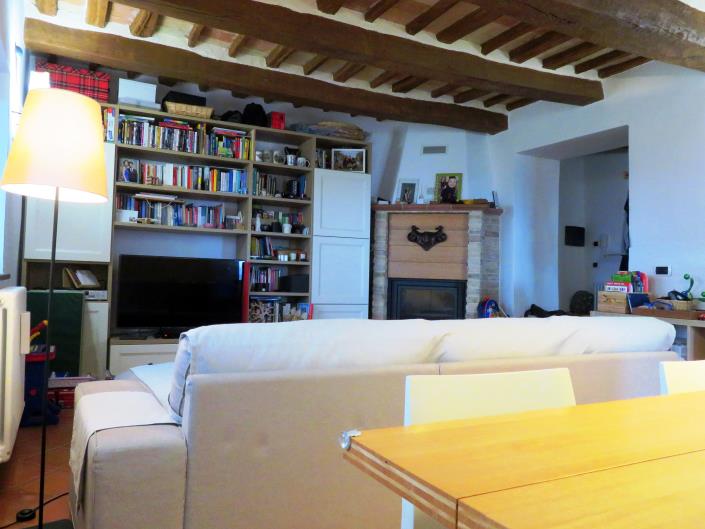 Image No.27-3 Bed Country Property for sale