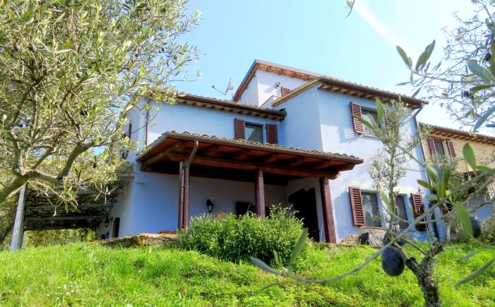 Image No.18-3 Bed Country Property for sale