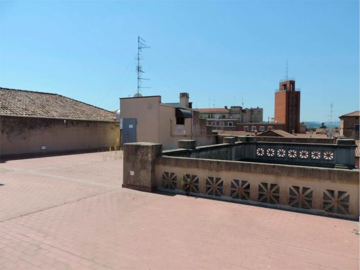 Image No.19-Commercial for sale