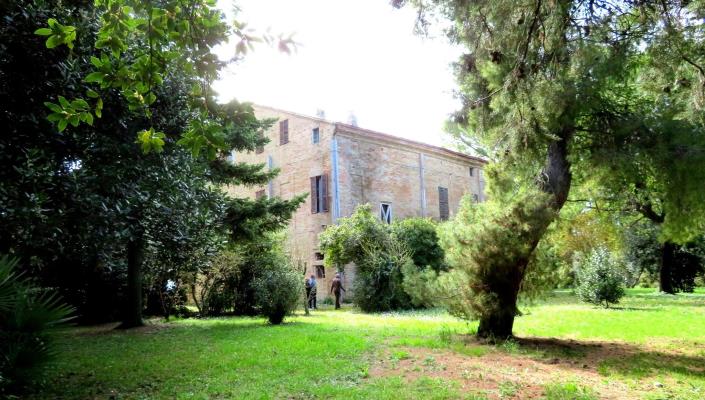 Image No.9-11 Bed House/Villa for sale