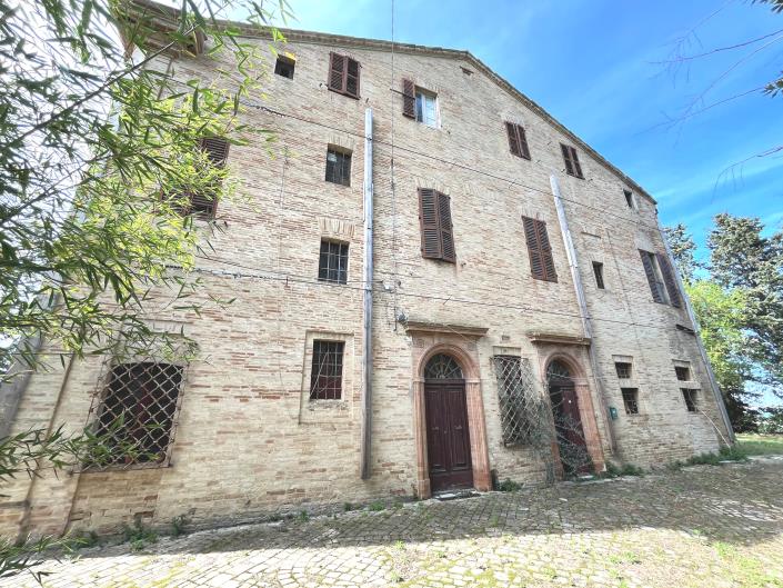 Image No.10-11 Bed House/Villa for sale