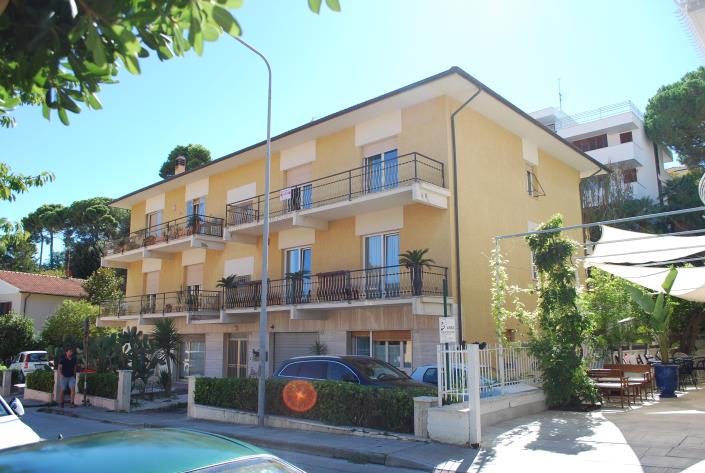 Image No.1-3 Bed Apartment for sale