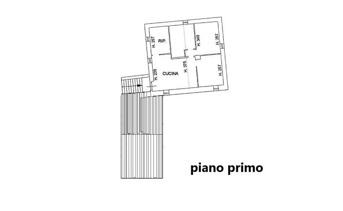 Image No.30-11 Bed Country Property for sale