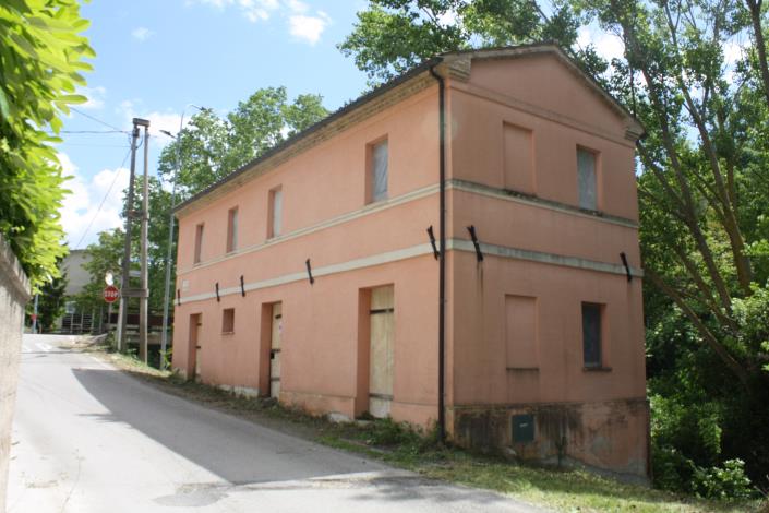 Image No.1-House/Villa for sale