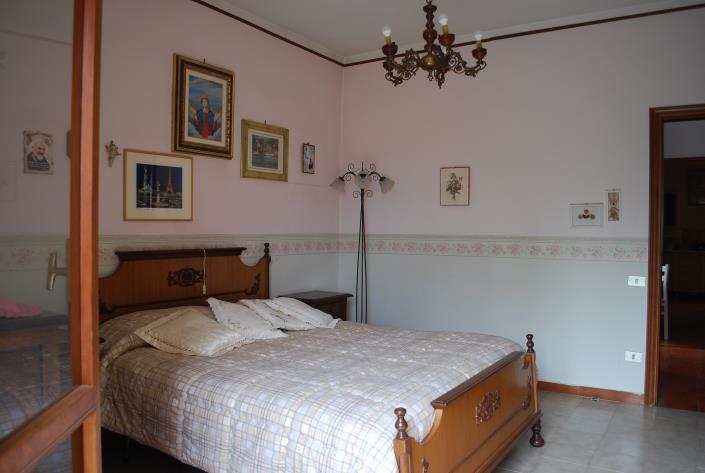 Image No.23-2 Bed House/Villa for sale