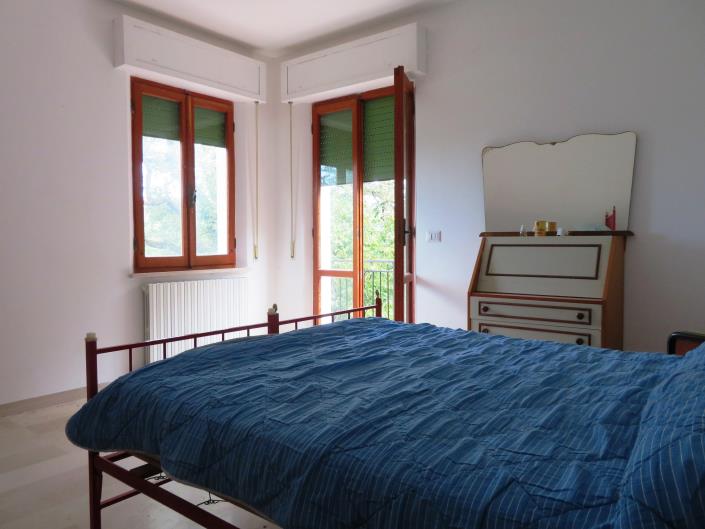 Image No.10-5 Bed Country Property for sale