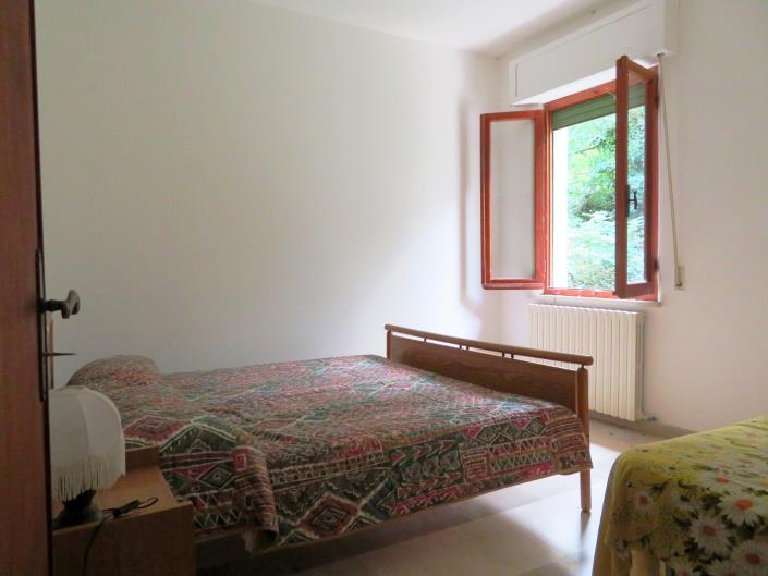 Image No.12-5 Bed Country Property for sale