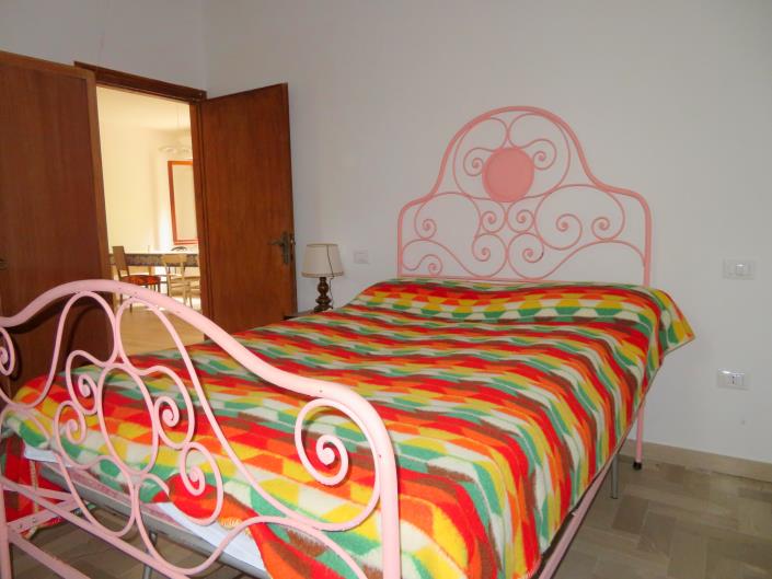 Image No.6-5 Bed Country Property for sale