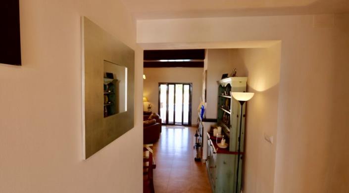 Image No.5-4 Bed Villa for sale