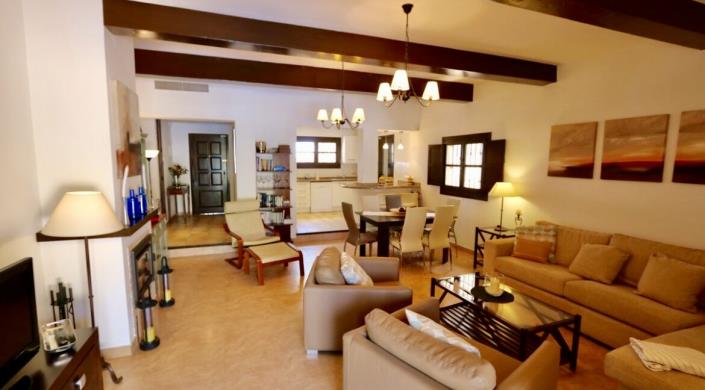 Image No.6-4 Bed Villa for sale