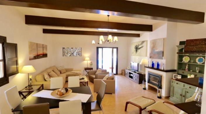 Image No.10-4 Bed Villa for sale