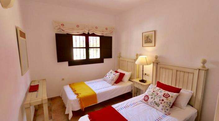 Image No.11-4 Bed Villa for sale