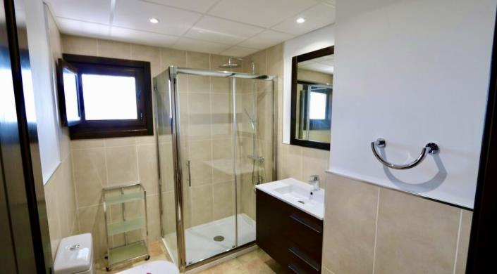 Image No.13-4 Bed Villa for sale