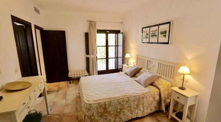 Image No.14-4 Bed Villa for sale