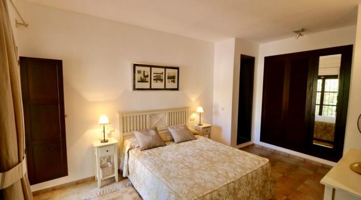 Image No.16-4 Bed Villa for sale