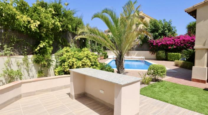 Image No.32-4 Bed Villa for sale