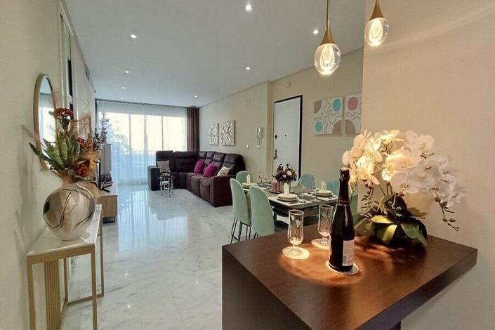 Image No.8-2 Bed Apartment for sale