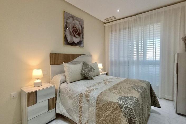 Image No.20-2 Bed Apartment for sale