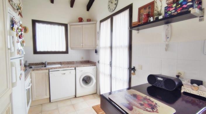 Image No.20-3 Bed Villa for sale