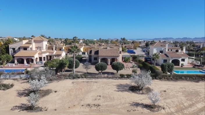 Image No.2-3 Bed Villa for sale