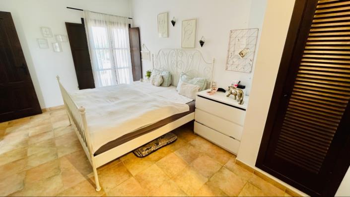 Image No.26-3 Bed Villa for sale