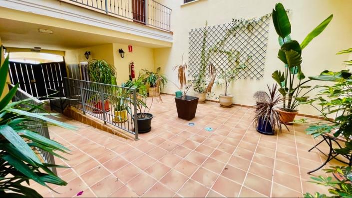 Image No.32-2 Bed Apartment for sale