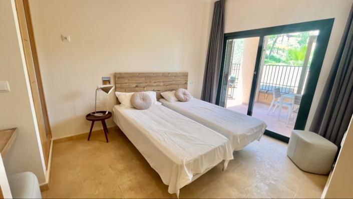 Image No.30-3 Bed Apartment for sale