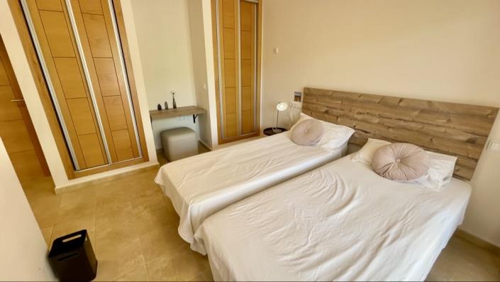 Image No.31-3 Bed Apartment for sale