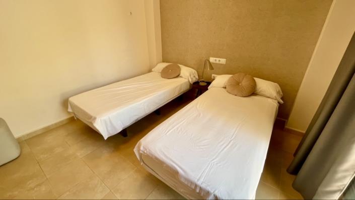 Image No.35-3 Bed Apartment for sale